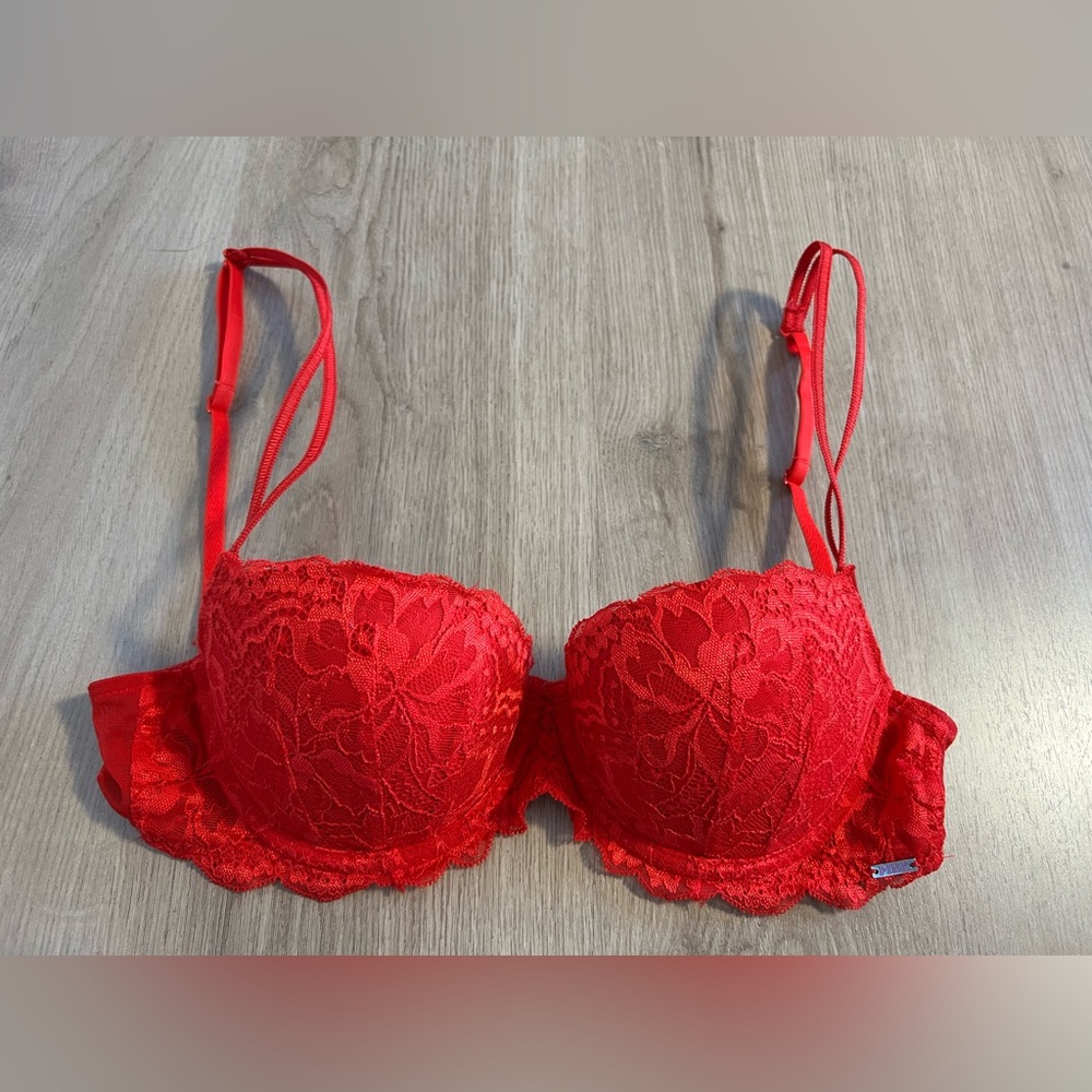 Victorias Secret Pink Red Lace Bra 32C